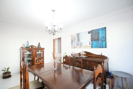 Sala de Jantar de casa à venda com 3 quartos, 227m² em Vila Suzana, São Paulo