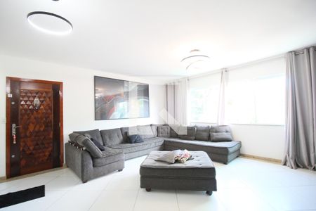 Sala de casa à venda com 3 quartos, 227m² em Vila Suzana, São Paulo