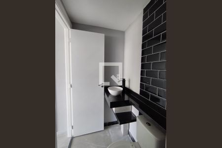 Banheiro - torneira de apartamento para alugar com 2 quartos, 40m² em Vila Nair, São Paulo