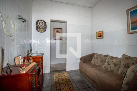 Sala 1 de casa para alugar com 1 quarto, 250m² em Bonsucesso, Rio de Janeiro