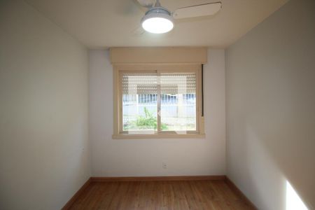 Quarto 1 de apartamento para alugar com 2 quartos, 60m² em Jardim do Salso, Porto Alegre