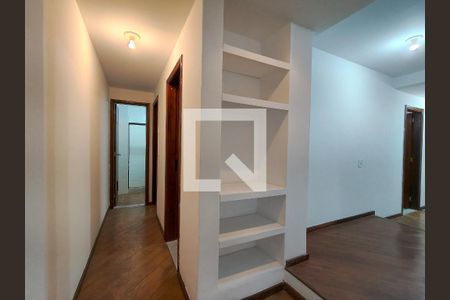 Corredor de apartamento à venda com 1 quarto, 60m² em Tijuca, Rio de Janeiro