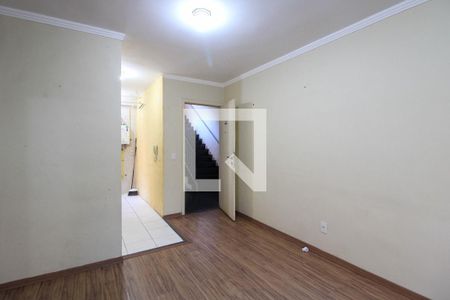 Sala  de apartamento para alugar com 2 quartos, 40m² em Jardim Umarizal, São Paulo