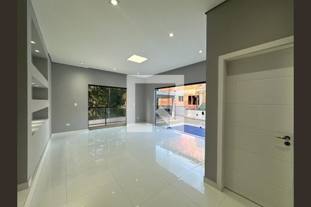 Sala de casa de condomínio para alugar com 4 quartos, 400m² em Quintas do Ingaí, Barueri