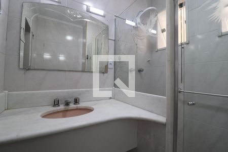 Banheiro Quarto 1 suíte de casa para alugar com 3 quartos, 200m² em Vila Floresta, Santo André