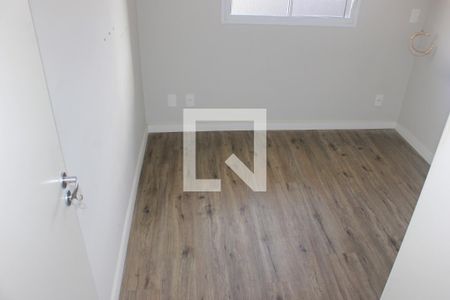 Quarto 1 de apartamento para alugar com 2 quartos, 42m² em Jardim Adriana, Guarulhos