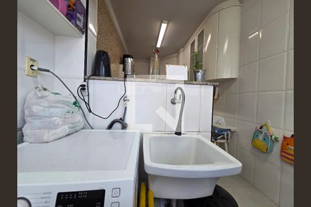 Área de Serviço de apartamento para alugar com 2 quartos, 74m² em Guilhermina, Praia Grande