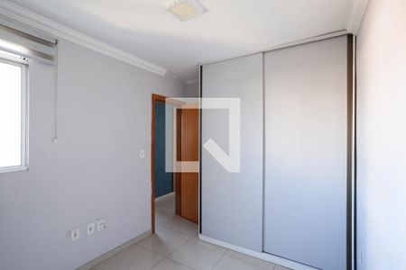 Quarto 2 de apartamento para alugar com 3 quartos, 142m² em Arvoredo, Contagem