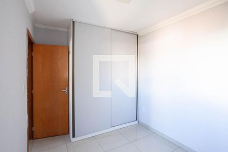 Quarto 2 de apartamento para alugar com 3 quartos, 142m² em Arvoredo, Contagem
