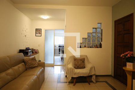 Casa à venda com 4 quartos, 130m² em Jardim Primavera, São Paulo