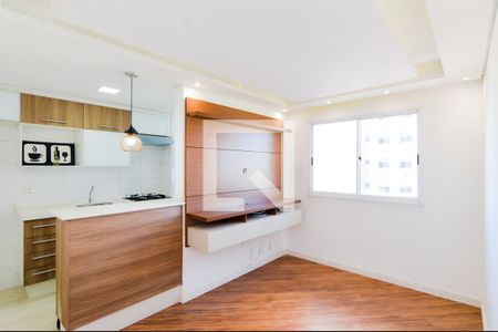 Sala de apartamento para alugar com 2 quartos, 45m² em Jardim Gracinda, Guarulhos