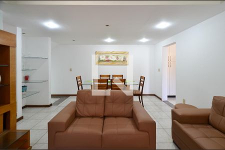 Casa à venda com 3 quartos, 219m² em Alvorada, Belo Horizonte