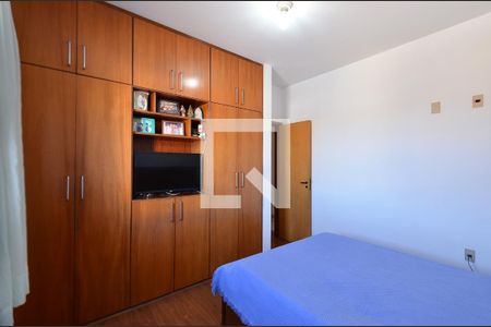 Quarto 1 de casa à venda com 3 quartos, 219m² em Alvorada, Belo Horizonte