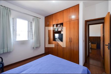 Quarto 1 de casa à venda com 3 quartos, 219m² em Alvorada, Belo Horizonte
