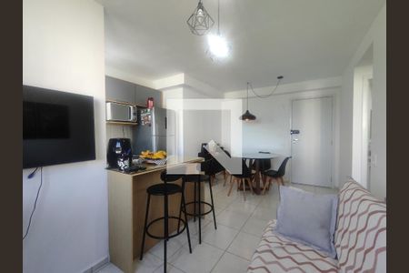 Sala de apartamento à venda com 2 quartos, 45m² em Barra Olímpica, Rio de Janeiro