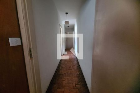 Corredor quartos de casa à venda com 3 quartos, 180m² em Jardim Vila Formosa, São Paulo