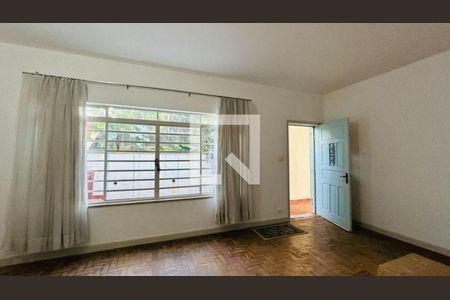 Casa à venda com 6 quartos, 304m² em Jardim da Gloria, São Paulo