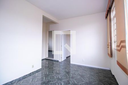 Sala 2 de casa para alugar com 3 quartos, 200m² em Penha, Rio de Janeiro