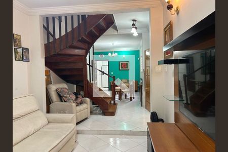 Casa à venda com 3 quartos, 137m² em Cambuci, São Paulo