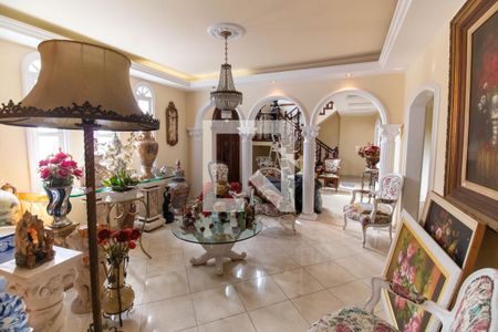 Sala de casa para alugar com 5 quartos, 441m² em Pendotiba, Niterói