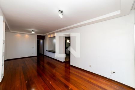 Sala de apartamento à venda com 3 quartos, 133m² em Sagrada Família, Belo Horizonte