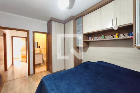 Quarto Suíte de casa à venda com 3 quartos, 270m² em Vila Aeroporto, Campinas