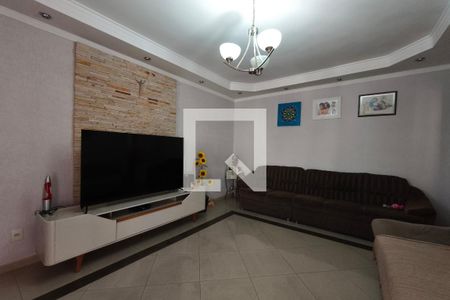 Sala de casa à venda com 3 quartos, 270m² em Vila Aeroporto, Campinas