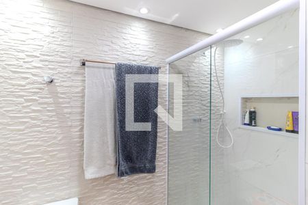 Banheiro de apartamento para alugar com 1 quarto, 50m² em República, São Paulo
