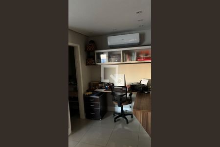 Quarto de apartamento à venda com 3 quartos, 132m² em Tamboré, Santana de Parnaíba