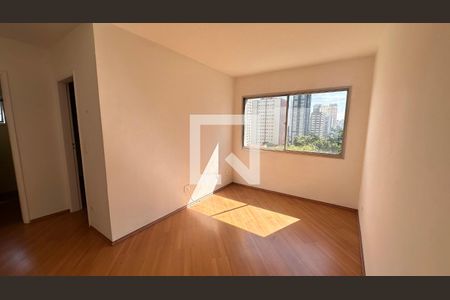 Sala/Cozinha de apartamento para alugar com 1 quarto, 42m² em Campo Belo, São Paulo