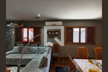 Casa à venda com 5 quartos, 350m² em Pechincha, Rio de Janeiro