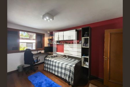Casa à venda com 5 quartos, 350m² em Pechincha, Rio de Janeiro