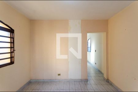 Sala de casa para alugar com 2 quartos, 55m² em Parque Maria Domitila, São Paulo