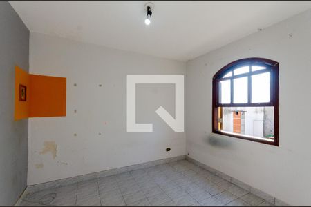 Quarto 2 de casa para alugar com 2 quartos, 55m² em Parque Maria Domitila, São Paulo