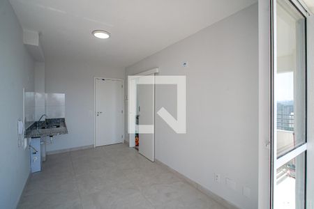 Sala de kitnet/studio para alugar com 1 quarto, 34m² em Butantã, São Paulo