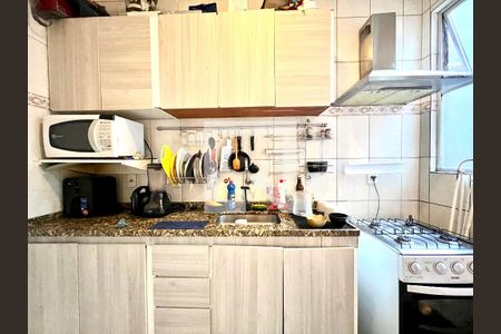 Apartamento à venda com 3 quartos, 60m² em São João Batista, Belo Horizonte