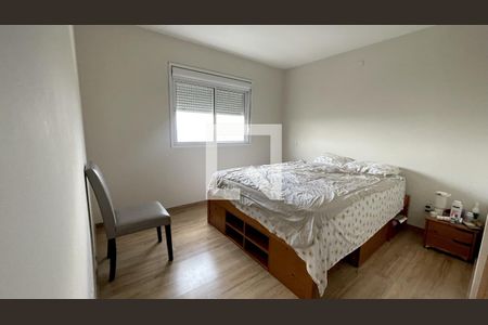 Quarto  de apartamento à venda com 4 quartos, 281m² em Jardim Monte Kemel, São Paulo