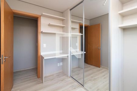 Quarto 2 de apartamento para alugar com 3 quartos, 72m² em Partenon, Porto Alegre