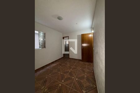 Quarto de casa para alugar com 2 quartos, 75m² em Jardim Valo Verde, Embu das Artes