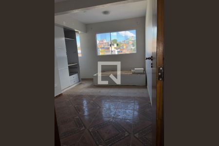 Quarto de casa para alugar com 2 quartos, 75m² em Jardim Valo Verde, Embu das Artes