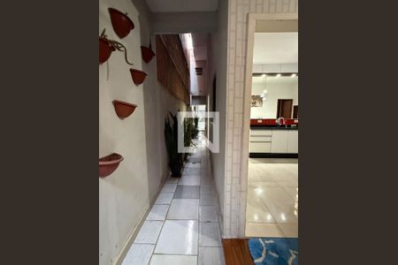 Casa à venda com 3 quartos, 220m² em Jardim da Conquista (Zona Oeste), São Paulo