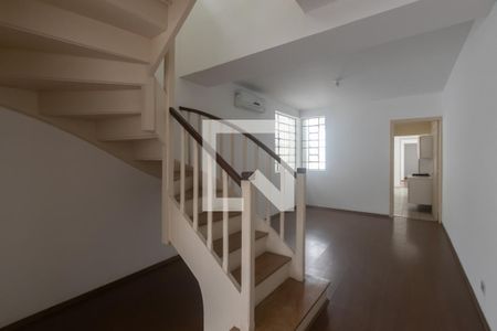 Casa para alugar com 4 quartos, 200m² em Indianópolis, São Paulo