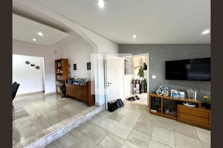 Sala de casa à venda com 3 quartos, 360m² em Copacabana, Belo Horizonte