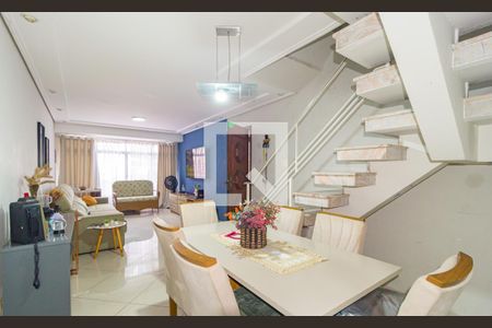 Sala de casa à venda com 3 quartos, 125m² em Água Rasa, São Paulo