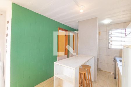 Sala/Cozinha de apartamento à venda com 2 quartos, 43m² em Mato Grande, Canoas