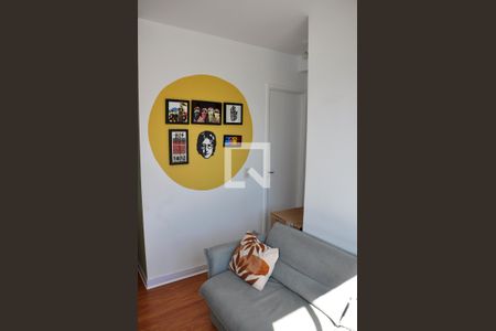 Detalhe - Sala e Sala de Jantar de apartamento para alugar com 2 quartos, 40m² em Vila Nina, São Paulo