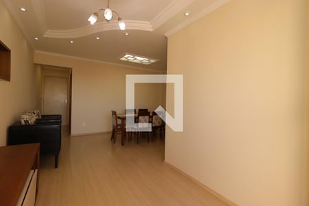 Sala de apartamento para alugar com 3 quartos, 71m² em Vila Apiai, Santo André