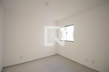 Quarto 1 de apartamento para alugar com 2 quartos, 45m² em Laranjal, São Gonçalo