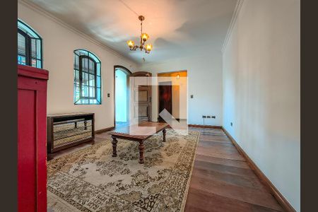 Sala de casa à venda com 3 quartos, 300m² em Jardim Sertaozinho, São Paulo