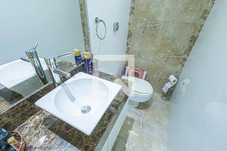 lavabo de casa à venda com 3 quartos, 388m² em Alípio de Melo, Belo Horizonte